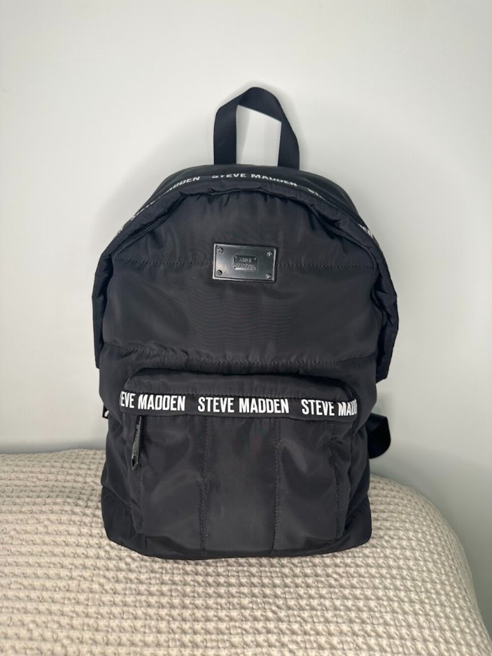 STEVE MADDEN BLACK PUFFER BACKPACK | LIKE NEW